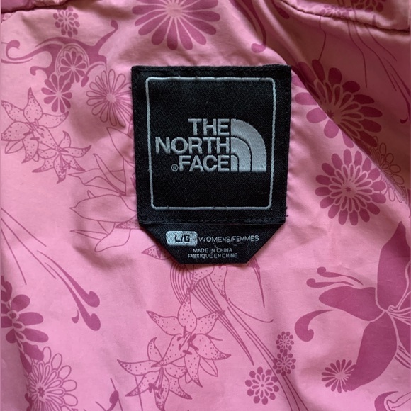 The North Face nuptse puffer jacket - Picture 2 of 5